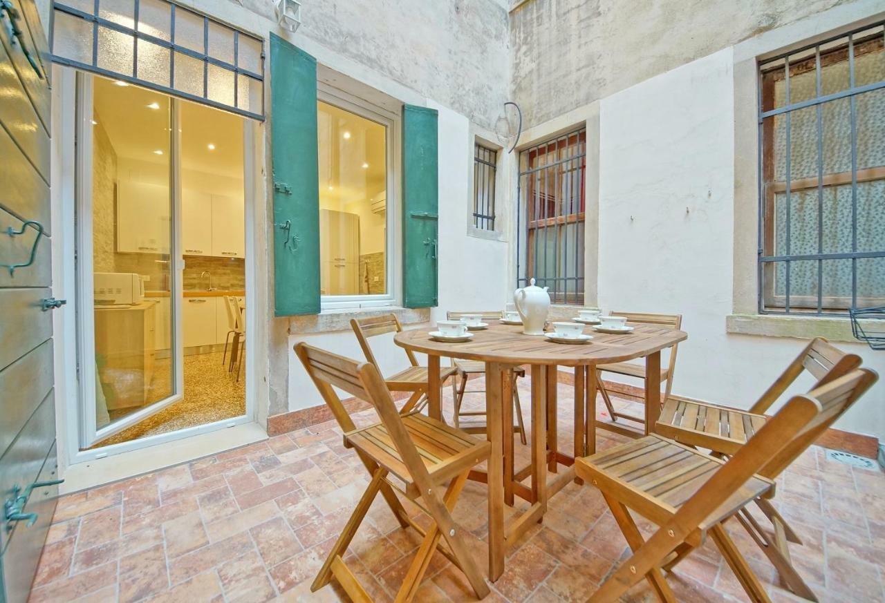 Dolcevita Apartments N 373 Velence Kültér fotó